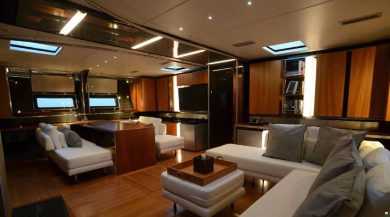 Pendennis Wally 33m