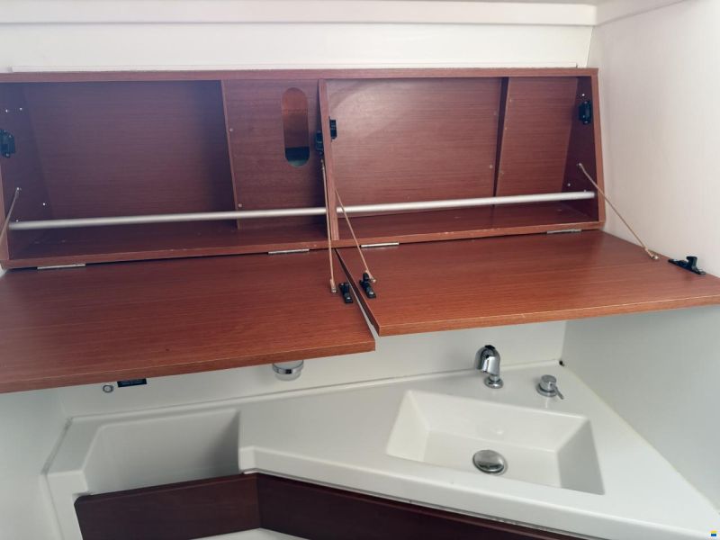 Beneteau Oceanis 46.1