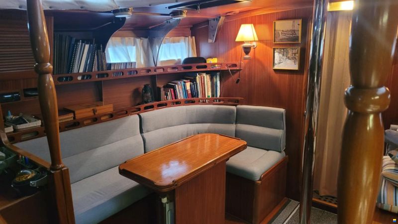 North Wind Mistral 40