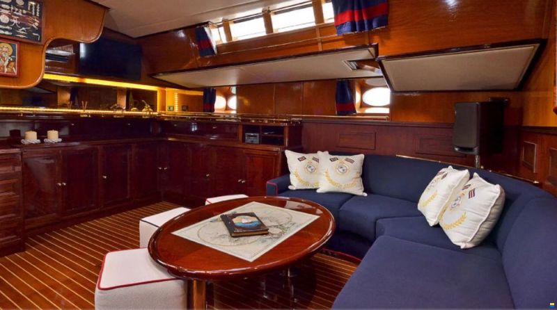 Brooke Marine - Ron Holland 29m
