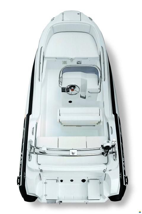 ZAR Formenti ZAR 57 Well Deck
