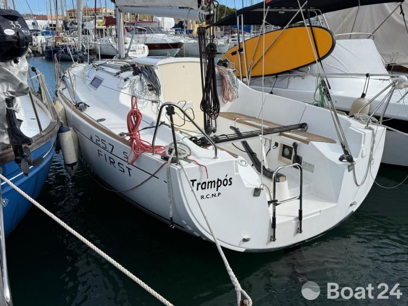 BENETEAU FIRST 25.7