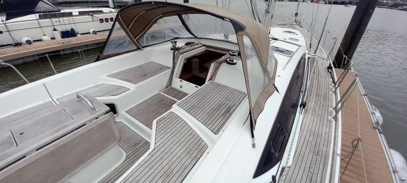 Jeanneau 53