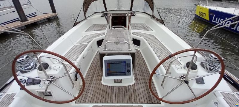 Jeanneau 53