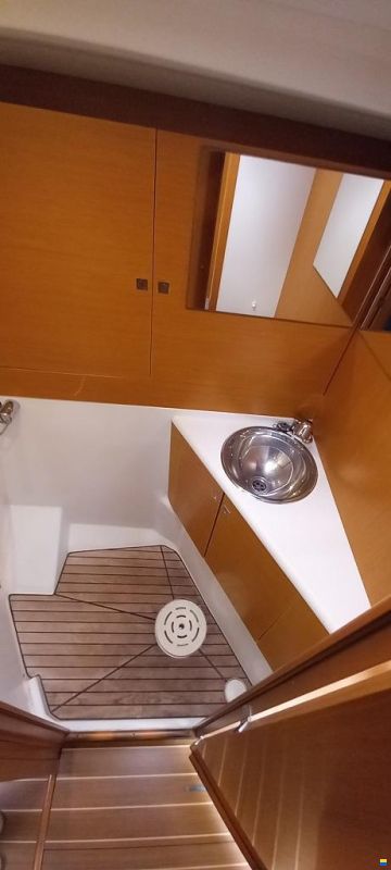 Jeanneau 53