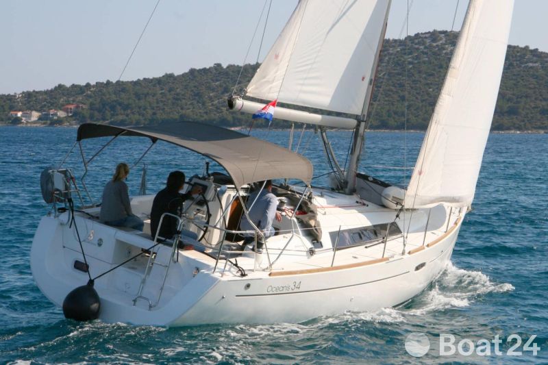 Beneteau Oceanis 34