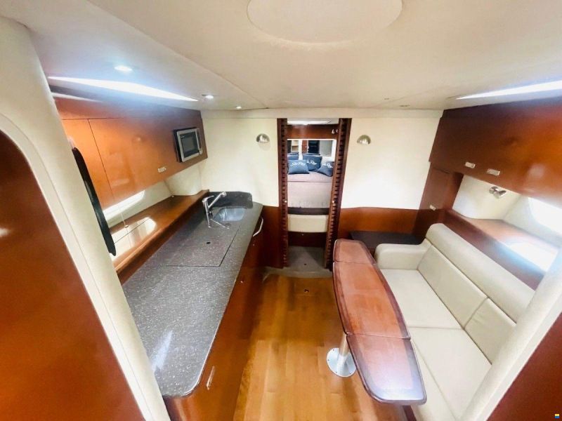 Sea Ray 370 Sundancer
