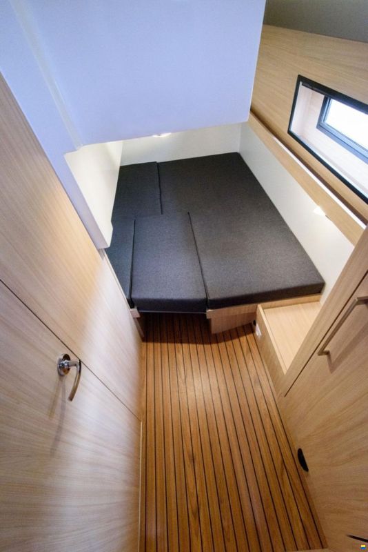 Cobra Futura 40 Grand Horizon