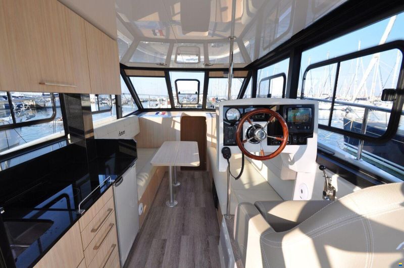 Cobra Futura 40 Grand Horizon
