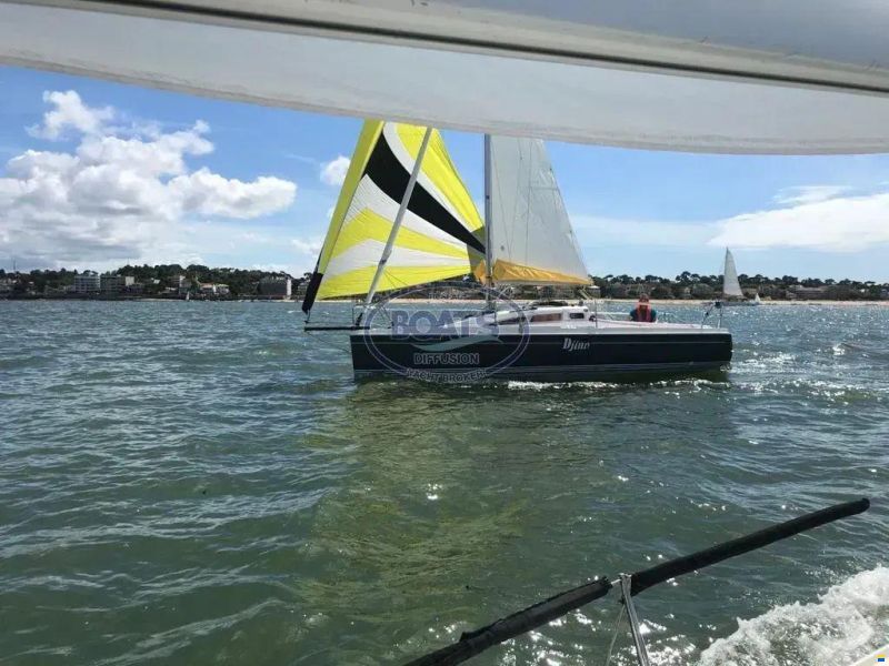 B2 Marine DJINN 7