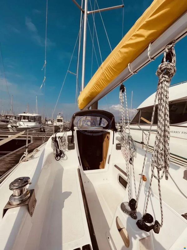 B2 Marine DJINN 7