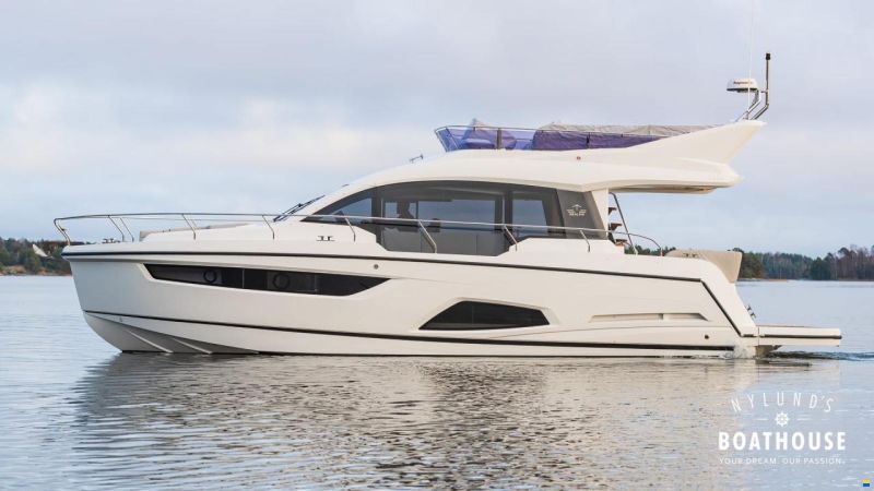 Sealine F430