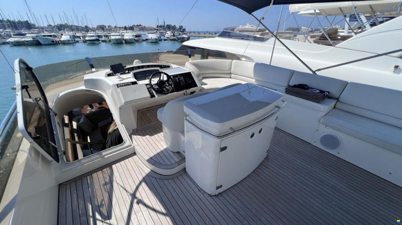 Princess 67 FLY