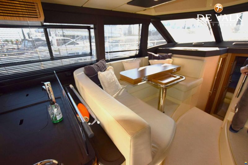 Azimut 43