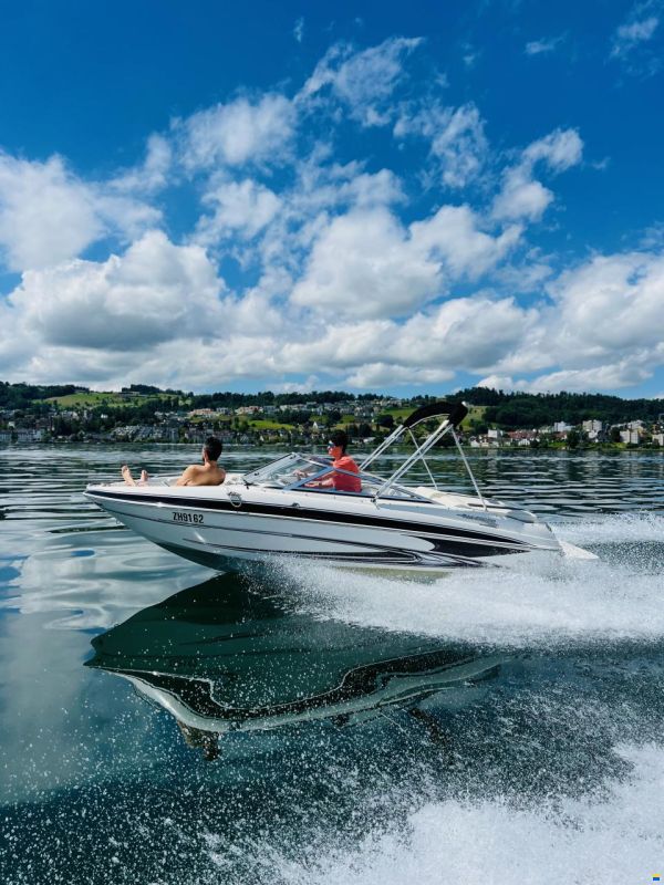 Glastron GT 185 / inkl. Trailer 1800kg