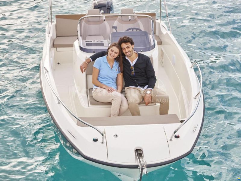 Quicksilver Activ 605 Open