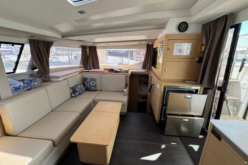 Fountaine Pajot Astrea 42