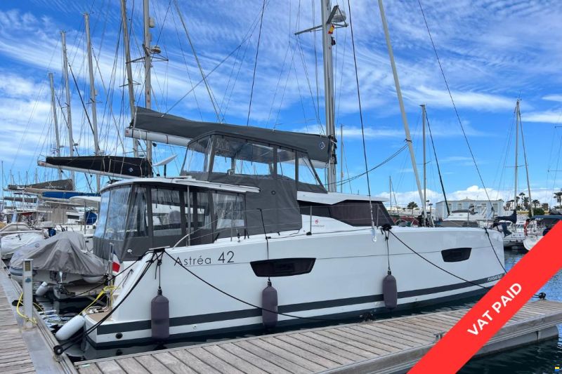 Fountaine Pajot Astrea 42