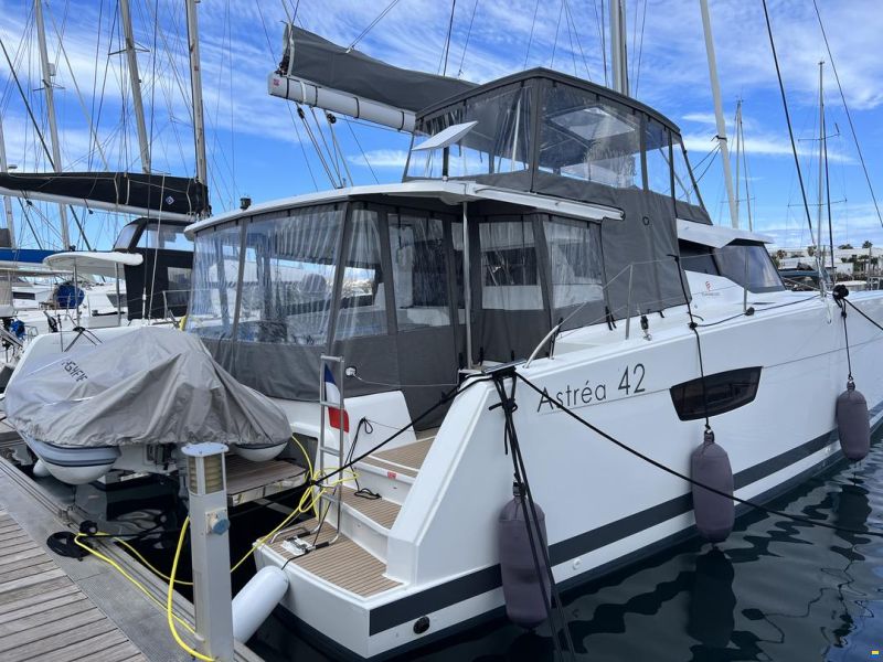 Fountaine Pajot Astrea 42