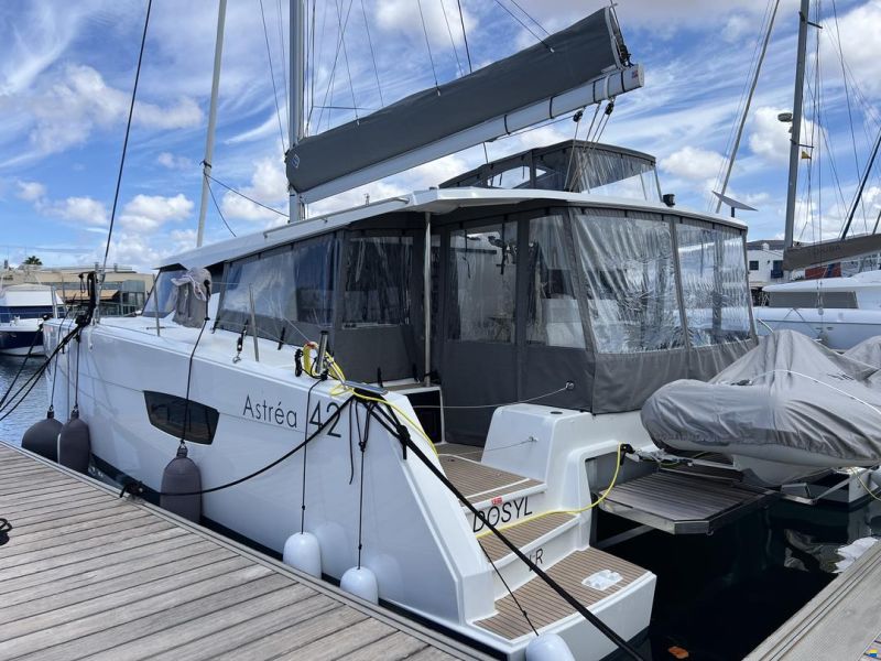 Fountaine Pajot Astrea 42
