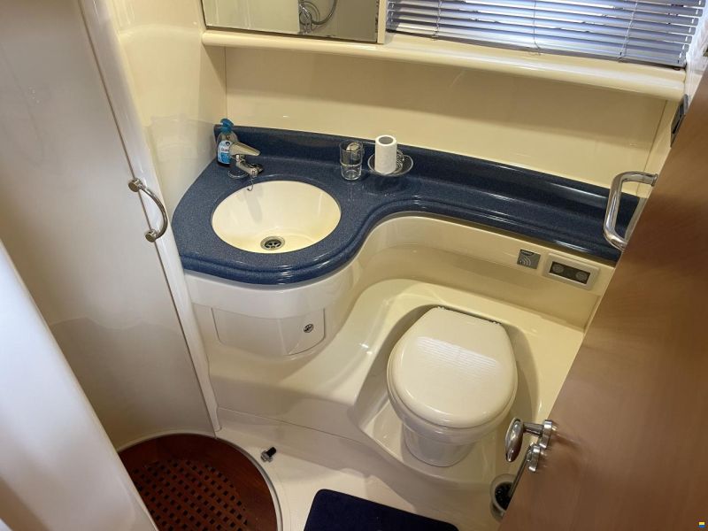 Azimut 46