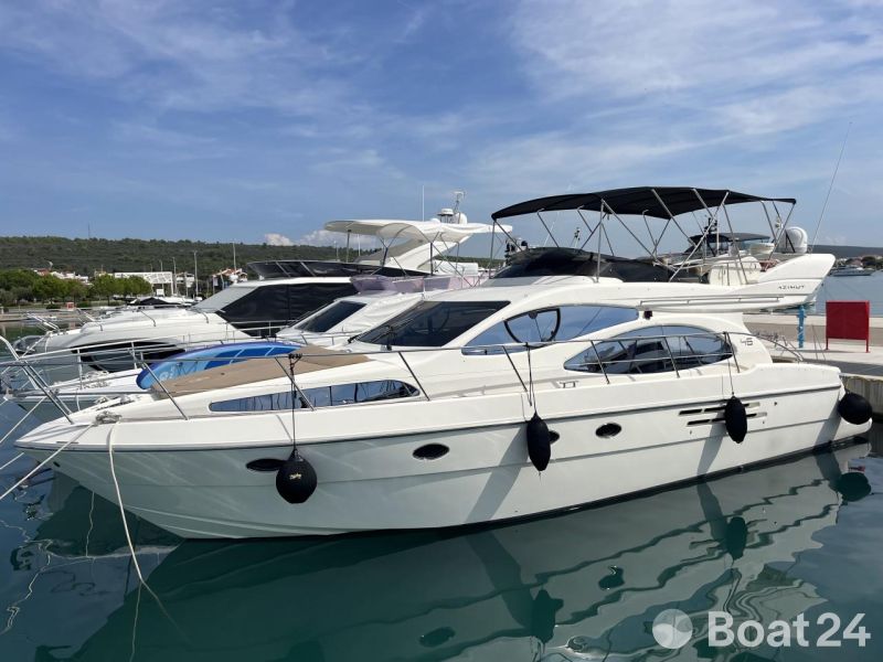 Azimut 46