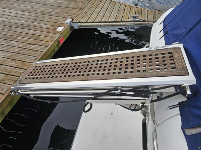 Bayliner 3255 Avanti Express