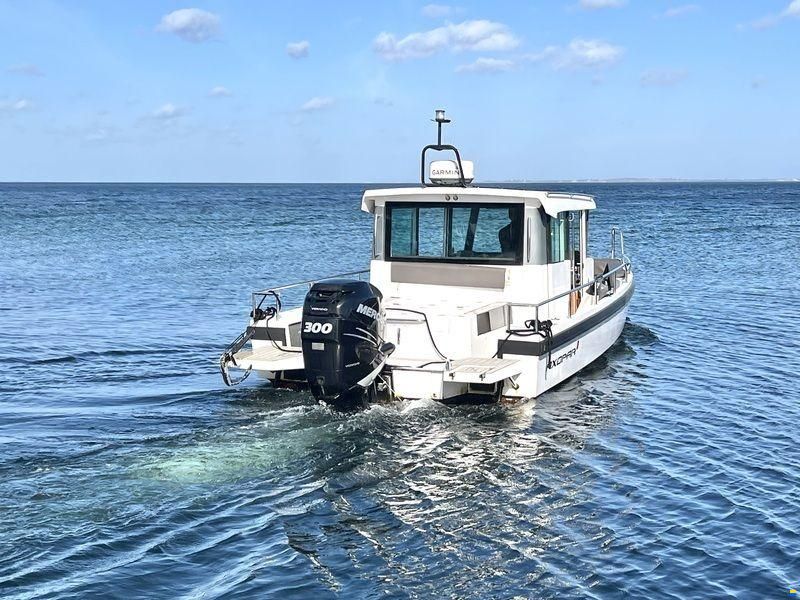 Axopar 28 Cabin
