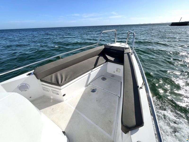 Axopar 28 Cabin