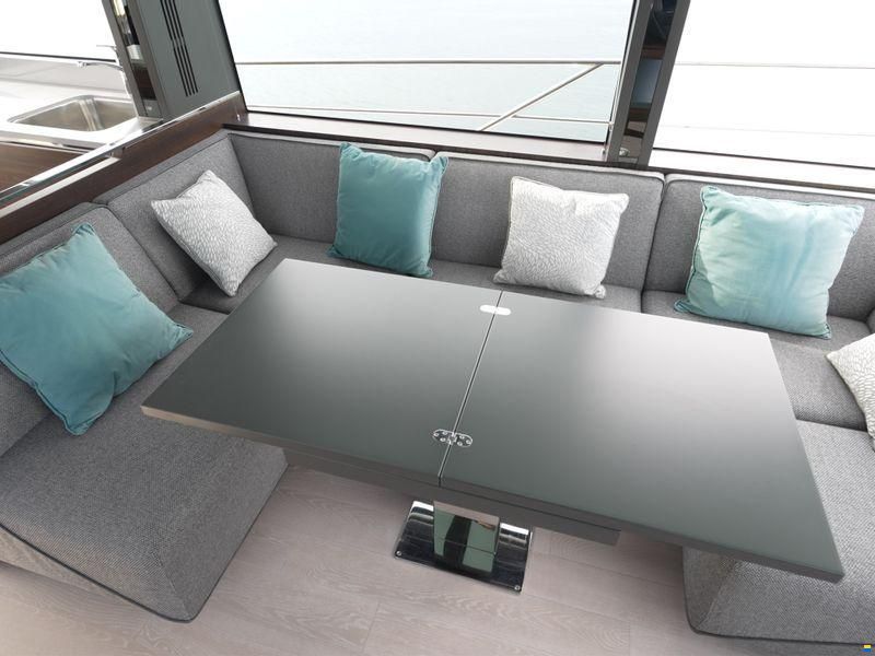 Sunseeker Predator 65
