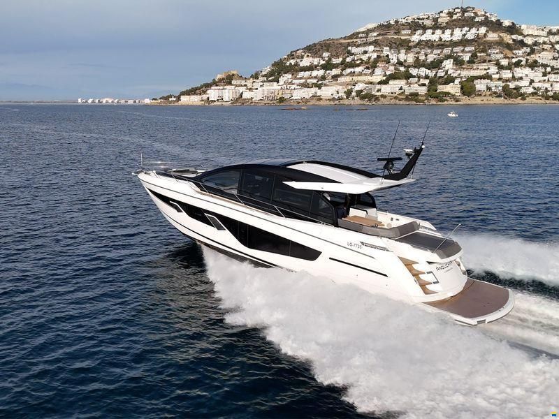 Sunseeker Predator 65