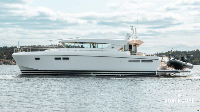 Delta Powerboats 54 IPS