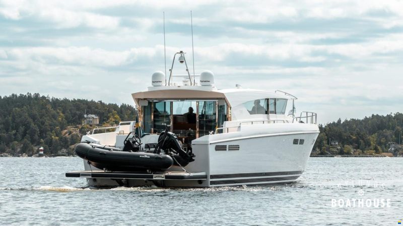 Delta Powerboats 54 IPS