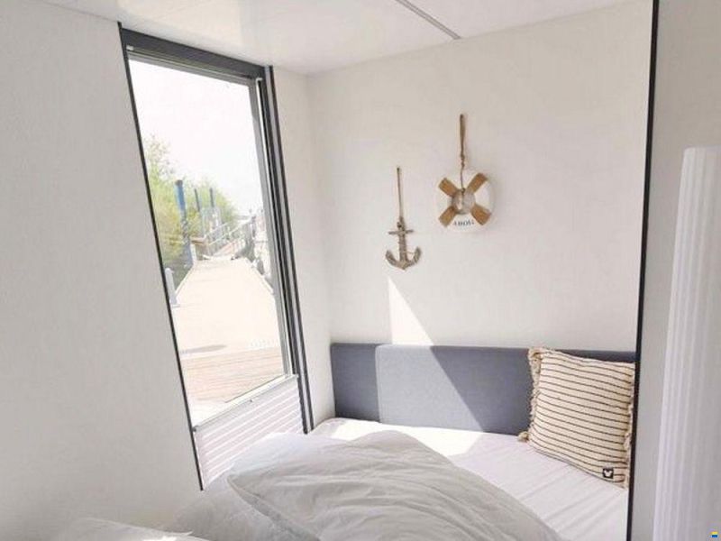 La Mare Apart XL
