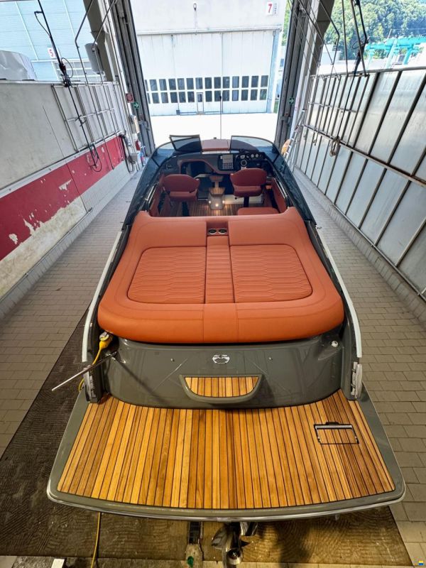 Cranchi E26 CLASSIC