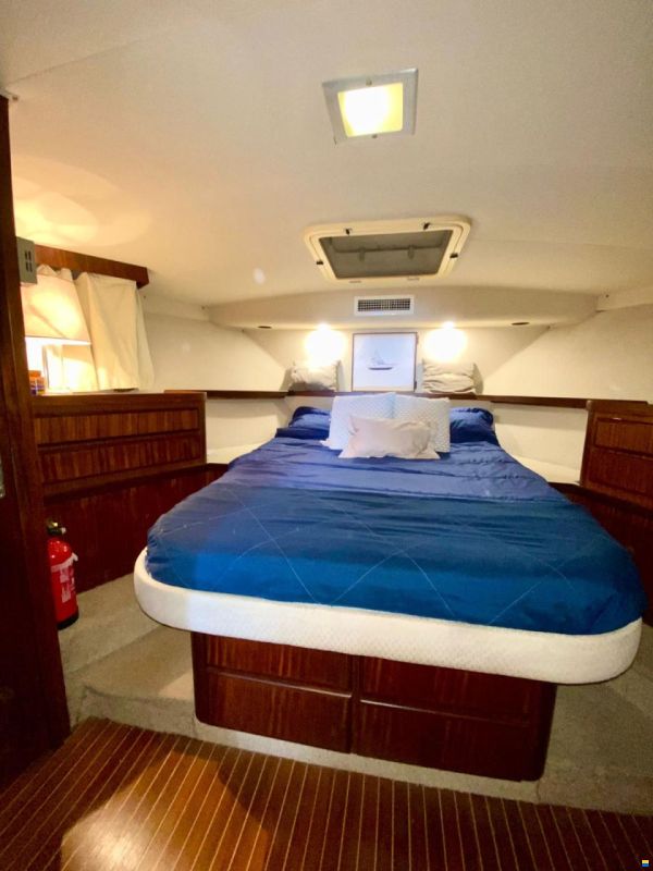 Hatteras 41 Convertible