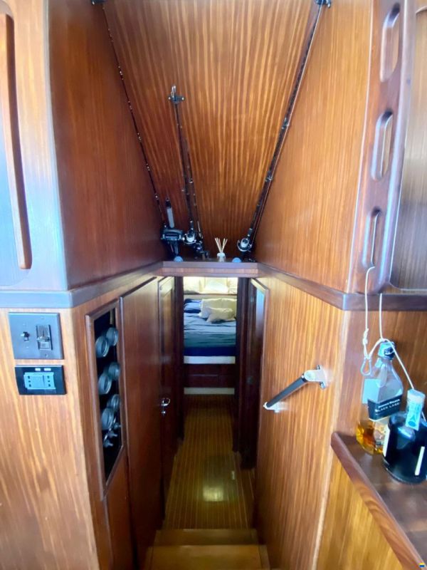 Hatteras 41 Convertible