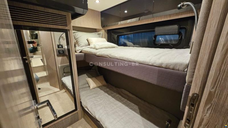 Azimut Atlantis 51
