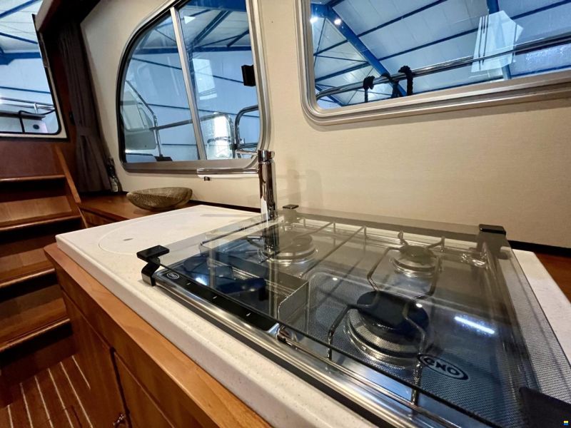Linssen Grand Sturdy 30.9 AC Brilliant Edition