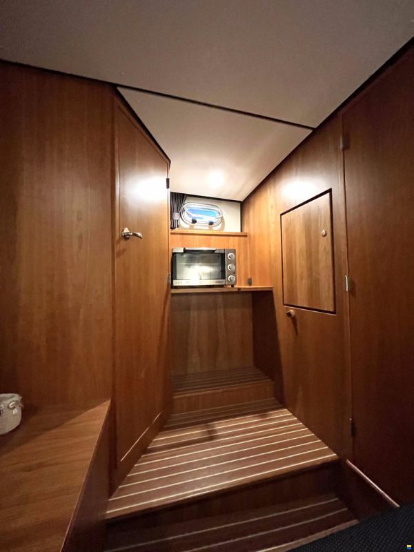 Linssen Grand Sturdy 30.9 AC Brilliant Edition