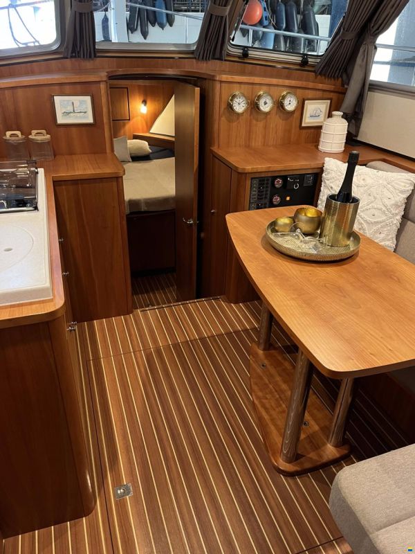 Linssen Grand Sturdy 30.9 AC Brilliant Edition