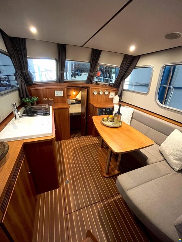 Linssen Grand Sturdy 30.9 AC Brilliant Edition