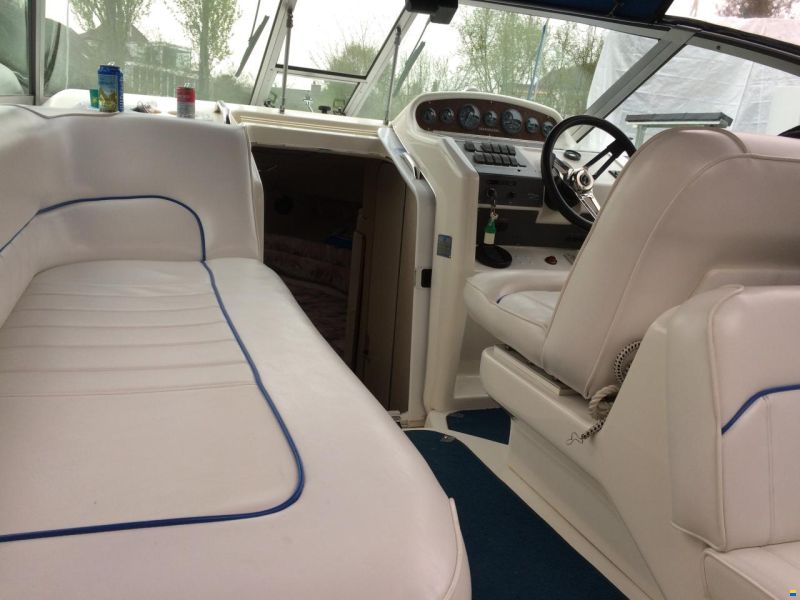 Sea Ray Sun Dancer 270
