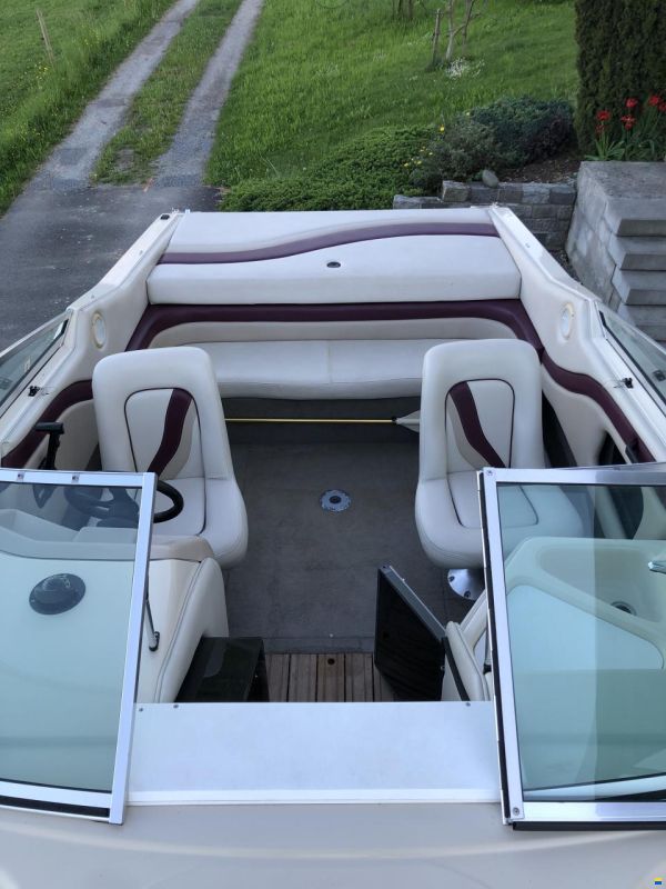 Bluewater Yachts Marque