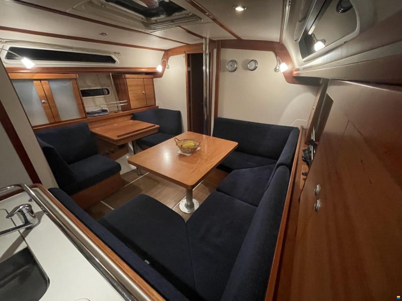 Hanse 370