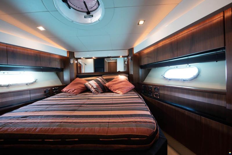 Sunseeker Predator 64