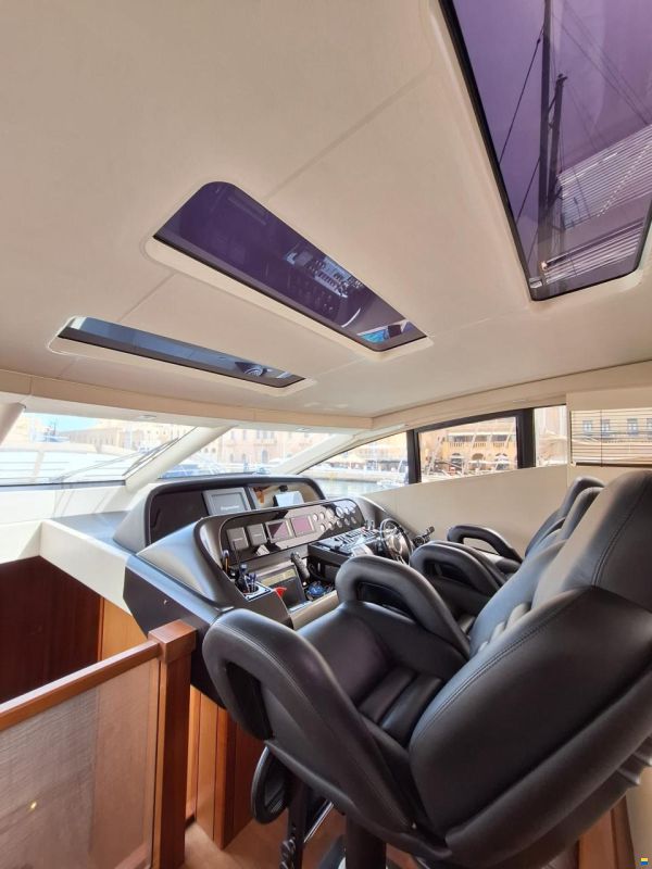 Sunseeker Predator 64
