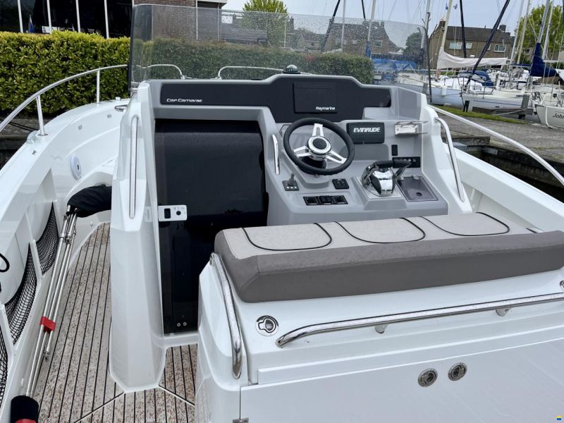 Jeanneau Cap Camarat 8.5 CC