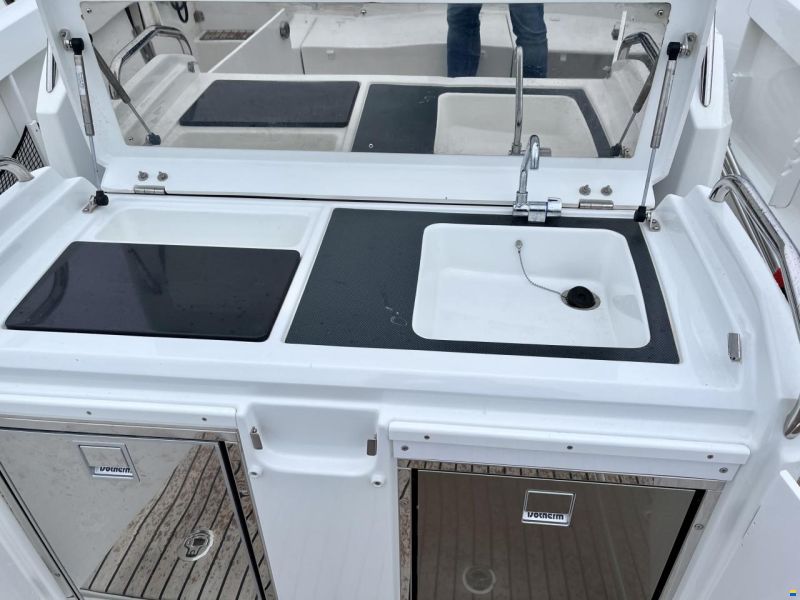 Jeanneau Cap Camarat 8.5 CC