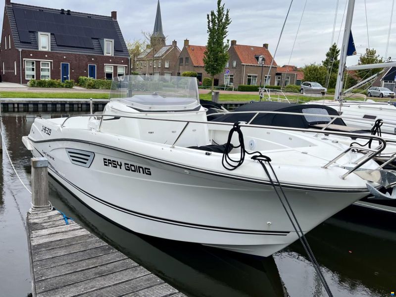 Jeanneau Cap Camarat 8.5 CC